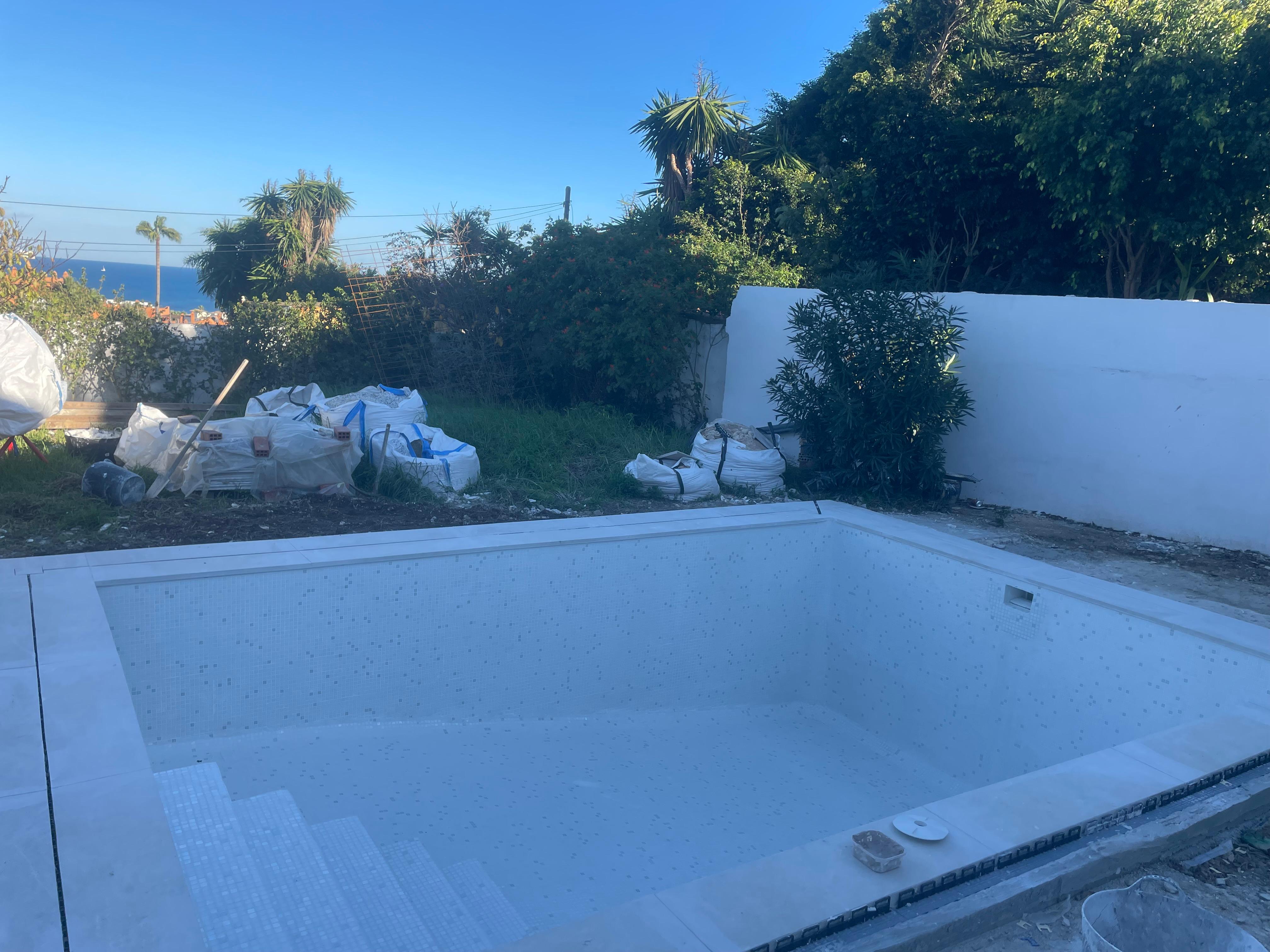 Piscina Buenas Noches 6